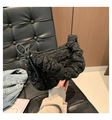 Sac à main nuage noir scintillant avec paillettes argentées et poignée plissée - Noir