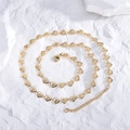 Collana con ciondolo a cuore traforato dorato con incisioni a stella su pietra bianca - Oro