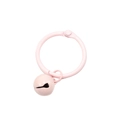 Porte-clés anneau en métal rose peint avec un petit grelot rond assorti suspendu - Rose Clair