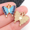 Blauer Emaille Schmetterling Anhänger mit Goldrand für DIY Schmuck und Armbänder - Schwarz-Blauer Zweifarbiger Schmetterling (17x18 mm)