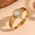 Elegant golden hollow-out rhinestone bangle watch for women with a round dial detail - Stripe Hollow (F707) / Gold