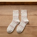 Cream white knitted socks with strawberry patterns and diamond texture on wooden board - Small Strawberry Fence (Beige Waffle Pattern)