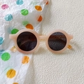 Kids round sunglasses with light pink matte frame and amber leopard print arms - Jelly Pink