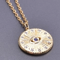 Collar minimalista de oro con colgante de ojo en piedra azul y cristales claros - Juego de Collar Dorado