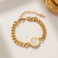 Bracelet à chaîne épaisse dorée en acier titane avec pendentif nacré et chiffres romains - Or (957)