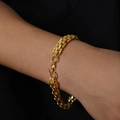 Bracciale a maglie in acciaio al titanio placcato oro con chiusura a moschettone da uomo - Chiusura a Moschettone con Numeri Romani / Oro