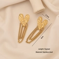 Goldene Herz-Ohrringe aus Edelstahl mit Kettengliedern auf beigem Stoffhintergrund - 4# Herz (Gold)