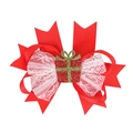 Detailopname van rode strik met wit kant en een feestelijk cadeau-ornamentje erop - 1#-Rode Cadeaudoos Stijl