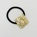 Black elastic hair tie with a textured square golden alloy charm for elegant ponytail styling - Shiny Gold - Square