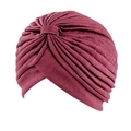 Damen Turban-Mütze mit Falten in Weinrot, weiche dehnbare Kopfbedeckung im Ethno-Stil - Einheitsgröße / Altrosa