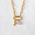 Collana in acciaio al titanio placcata oro con lettera Y e cristallo - Lettera Y