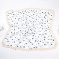 Coperta fasciatoio in garza di cotone per neonati con stampe floreali e frange - Stampa Blu