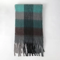 Écharpe à carreaux et franges dégradé bleu gris marron en maille mohair douce - Carreaux Vert Bleu Gris