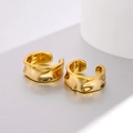 Ear cuff geometrici irregolari in argento S925 dorato con una trama di carta spiegazzata - Placcato Oro 18K (Pezzo singolo)