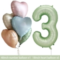 Detail von 40-Zoll Salbeigrün Nummer 3 Ballon mit passenden 18-Zoll Herz-Folienballons - Retro Olivgrün Nummer 3 Set