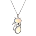 Collier avec pendentif chat en argent et pierres d'opale sur fond blanc net - Opale (Blanc)