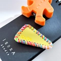 Sweet yellow triangular hair clip with woven thread edges and 3D Cute lettering - Triangle-Cyan