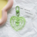 Portachiavi a cuore in acrilico verde chiaro con chiusura a moschettone in metallo - Verde