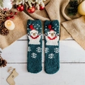 Chaussettes de Noël vertes en polaire corail avec motif ours polaire 3D et pompon - Ours Vert