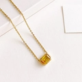 Collana alla moda con ciondolo rettangolare in gemma gialla su sottile catena dorata - Oro 14K-Zirconia Gialla