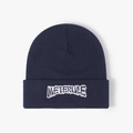 Bonnet en maille bleu marine épais avec broderie METERULE style graffiti blanc - Bleu marine