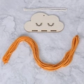 Kit porta mollette a forma di nuvola con nappe arancioni e base in legno da parete - Arancione