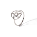 Bague étoile évidée en acier inoxydable poli avec finition argentée minimaliste - US 7 / Argent (YYR023006-P)