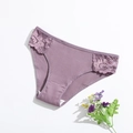 Culotte en coton côtelé lilas clair avec détails en dentelle latérale, vue à plat - S / Violet