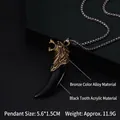 Collier avec pendentif tête de loup rétro en alliage de bronze et acrylique noir - Dent de Loup n°7 (Tête en Bronze + Dent Noire) + Chaîne en Acier 70cm