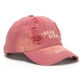 Détail de la casquette avec broderie Cream Berry et effets de tissu usé vintage - Taille unique / Rouge Brique