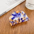 Medium acetate hair claw clip featuring purple and orange marble texture for women - 6.8cm / Blue-Brown