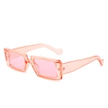 Schicke, pinkfarbene, durchscheinende rechteckige Sonnenbrille mit rosa Gläsern - Rosa Rahmen Verlauf Rosa Gläser