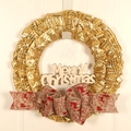 Ghirlanda natalizia con fiocco dorato e scritta Merry Christmas su porta chiara - Ghirlanda con Targa di Lettere Tipo C / Righe dorate