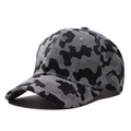 Dettaglio del cappellino da baseball mimetico nero e grigio con design strutturato a sei pannelli - Regolabile / Grigio