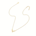 Collana minimalista dorata con ciondolo lettera K, perline di metallo e chiusura a moschettone - Lettera B