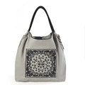 Bolso tote gris de nailon con estampado de cachemira y asas de cuerda negra, vista frontal - MZ Paisley Gris Oscuro