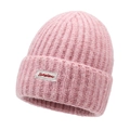 Berretto rosa in maglia a trecce da donna con etichetta bianca e calda trama a coste - Taglia unica / Rosa