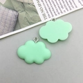 Hellgrüne Wolkenanhänger aus Harz mit Silberringen für DIY Schmuckherstellung - Grüne Harz Wolke