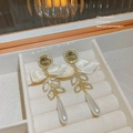 Elegant gold drop earrings with a satin bow and a large teardrop pearl for women - E0129 Silver Needle (Vintage Bow Pearl Dangle Gold White)