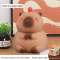 Tirelire capybara mignonne avec accessoire pomme et boîte cadeau de marque - Style A Grand Assis Pomme Capybara