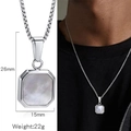 Collana da uomo con ciondolo geometrico in madreperla bianca e catena a maglia veneziana - Pendaglio Ottagonale in Madreperla Bianca + Catena a Perle Quadrate(HN0138S0302)