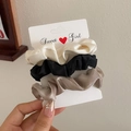 Set di 3 elastici scrunchies in raso crema, nero e champagne per code di cavallo - Set di 3 Pezzi Versatili (Diametro circa 8cm)