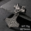Pendentif Mjolnir en argent rétro avec tête de loup et nœuds vikings sur roche noire - Style Large Marteau de Thor Tête de Loup Argent Antique (KP41368-D)