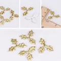 Hojas de acebo doradas para decoraciones navideñas, tamaño aproximado 2,5 cm con textura fina - Hoja Verde