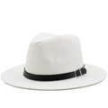 Cappello Panama bianco in paglia con cintura in pelle nera e fibbia su sfondo bianco - M (56-58cm) / Bianco Candeggiato