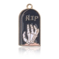 Pendentif tombe d'Halloween avec texte RIP et motif main de squelette en émail - Tombe RIP Noire