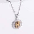 Collier capricorne avec pendentif relief doré et bordure argentée texturée - Capricorne