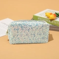 Pochette per trucchi in paillettes azzurre con cerniera di perle e glitter - Bianco