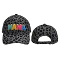 Dettaglio cappellino leopardato grigio con ricamo MAMA e fibbia metallica regolabile - Leopardo Grigio (MAMA)
