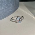 Elegant silver moon ring with clear zircon and white pearl in an adjustable open design - Silver Moon Shape Inlaid Artificial Pearl Adjustable Open Ring (J5794)